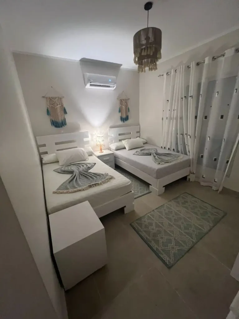 ارضى بحاردن New Rhodes بإطلالة على حمام السباحة داخل Mountain View Ras El Hekma