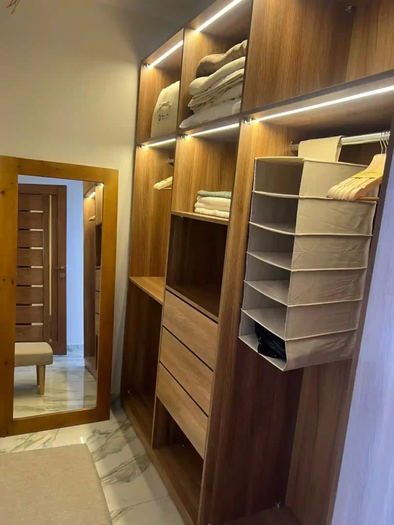 مناسب للإقامة العائلية في Mountain View Ras El Hekma.