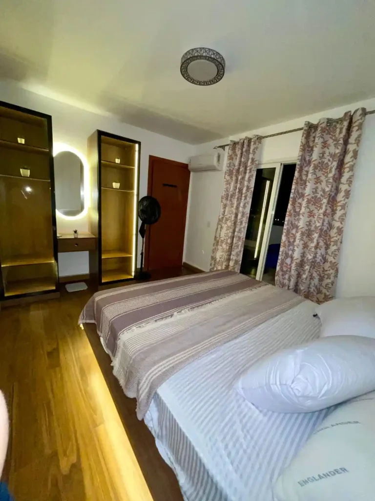 غرفة المعيشة في بنتهاوس Paros Double Roof داخل Mountain View Ras El Hekma